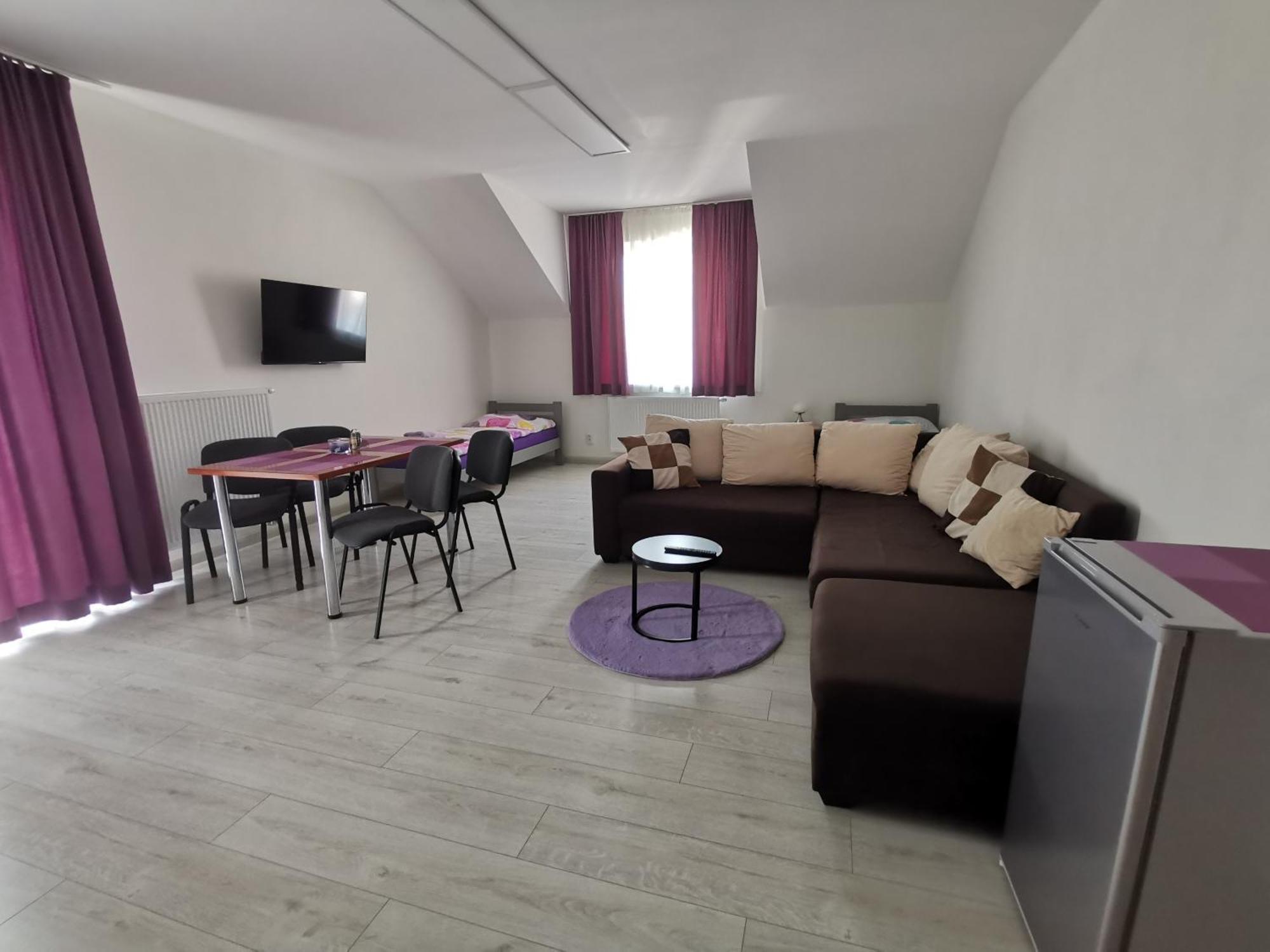 Comenius Apartments - Apartmany Na Rohu Свидник Экстерьер фото